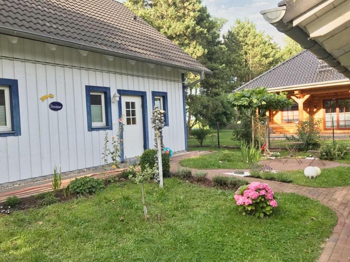Komfortables Haus Mit Kamin, Sauna, Garten, Terrasse - Ferienhaus Sternschnuppe Wiek auf Ruegen Luaran gambar